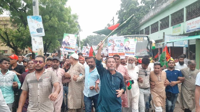 শিবগঞ্জে বিএনপি'র ৪৫তম প্রতিষ্ঠা বার্ষিকী উপলক্ষে আলোচনা সভা ও বর্ণাঢ্য শোভাযাত্রা